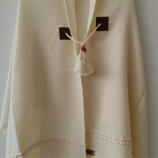 Ponchos tejidos en telar artesanales Alumine